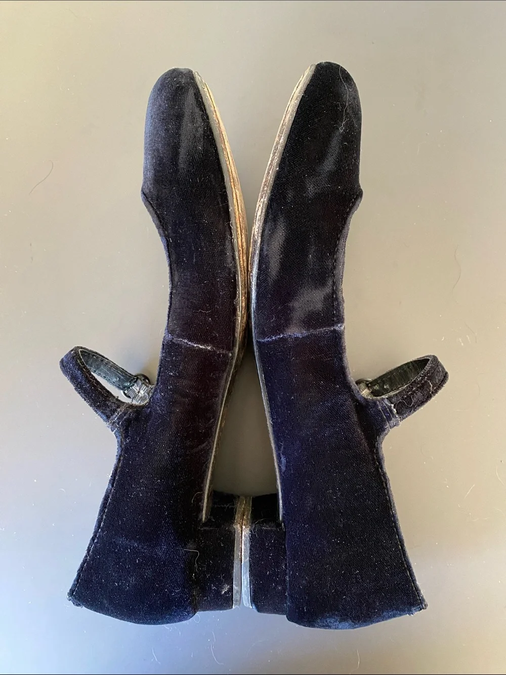Born Crown Navy Blue Leather Velvet Mary  Jane Shoe Sz 9.5 Romantic Cottage Chic